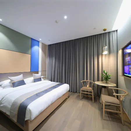 VX Hotel (Yancheng Jianhu Oubaoliya Shenghuoguangchang)