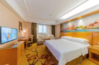 Vienna Hotel (Shunlian Square Jinlong Metro Station) Hotels near Beijiao Railway Station