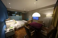 Huaye Hotel (Yangshan New District Railway Station)