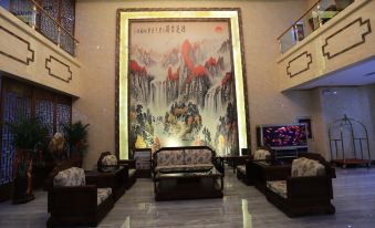 Chunjiang Holiday Hotel