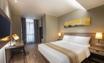 Home Inn Plus (Kunshan Beimen Road Jiufangcheng)