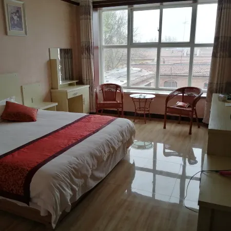 Z+Wenxin Hotel (Wucheng Old Town Canal Avenue Branch)