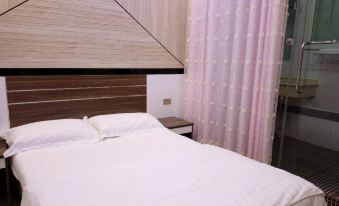 Pingdingshan YiHe Hotel