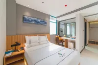Yiqu Light Luxury Hotel (ZhongshanHotSpringResort) Hotels near Shujialou (Sanxiang Commercial Mansion Shop)