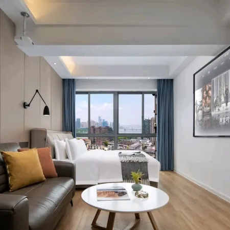Youke Movie Homestay (Xinxiang High-Speed Railway East Station)