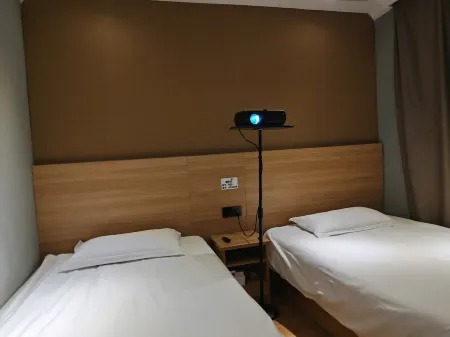 Yayue Hotel (Huaqiangnan Branch)