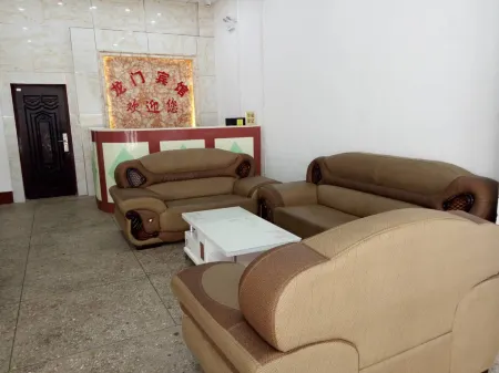 Pingjiang Longmen Hotel