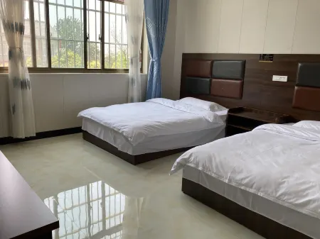 Yuncheng Pujiousi Pusan Grand Hotel Отели рядом с достопримечательностью «Wulaofeng Peak»