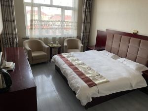 Chenghai Holiday Hotel