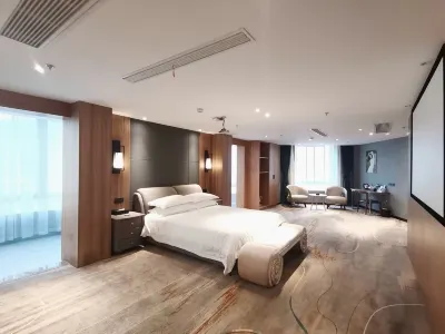 Elan Hotel(Wenling Shenlan Yaju) Hotels near Wenling Zoo