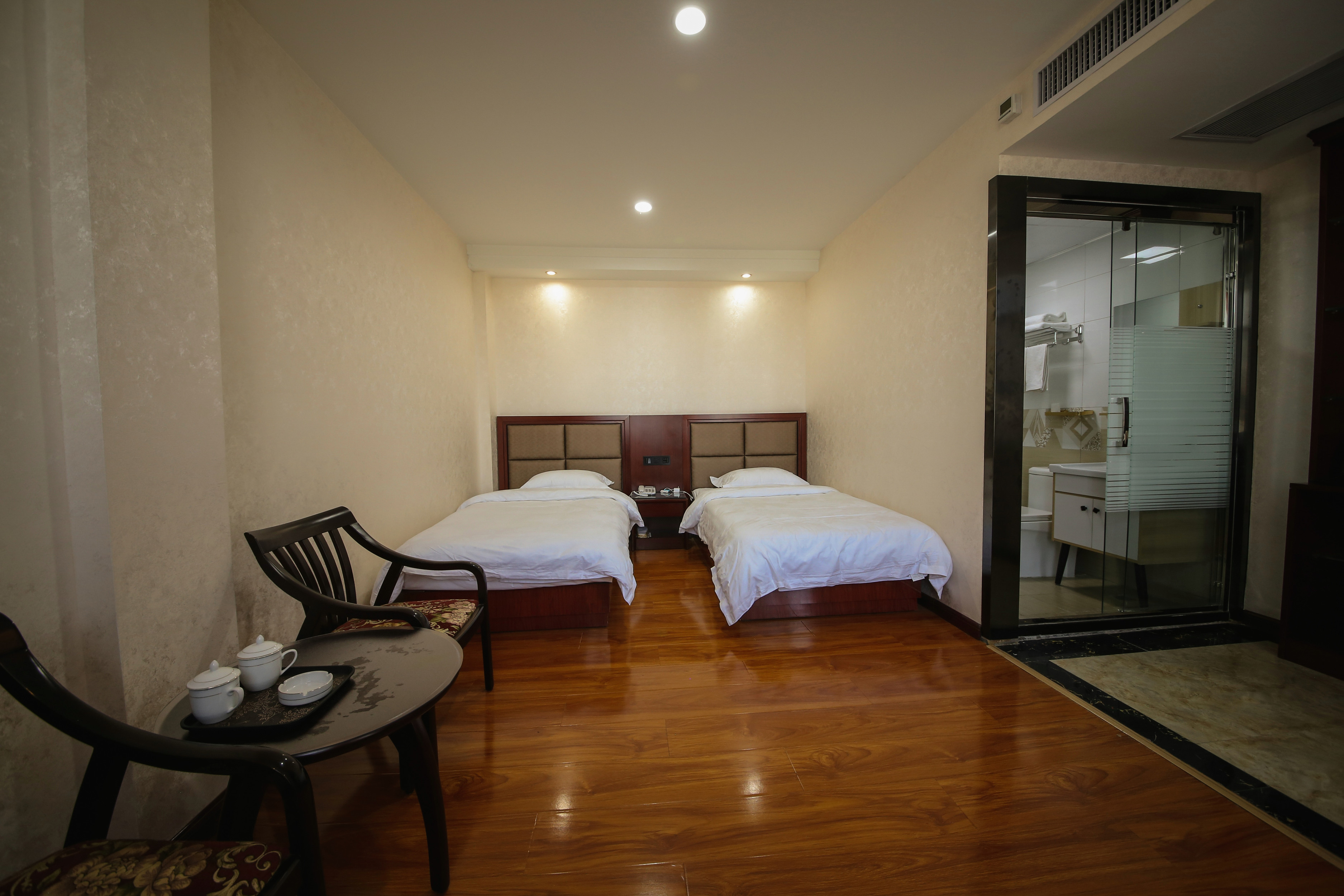 Zhonghui Hotel Over view