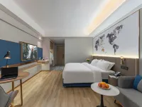 Kyriad Hotel - balcony