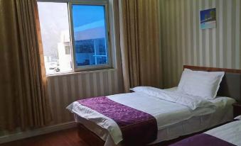 Yongshan Haolong Hotel