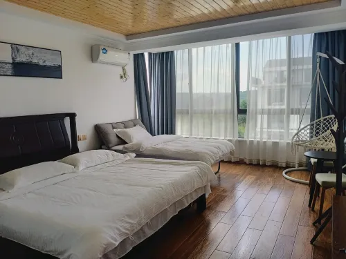 Xinchang Daxu Xiaoruo Homestay - Pools