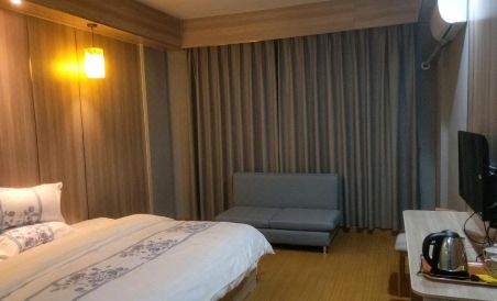 Kailai Business Hotel - Housity