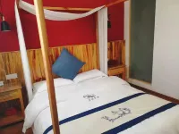 Shijing Homestay (Jianshui Ancient City Branch)