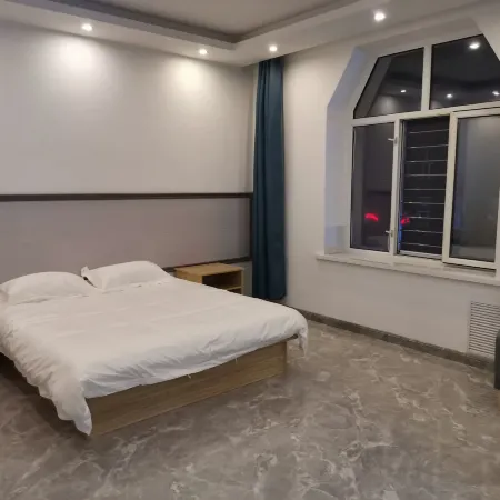 Fenglin County Jiahe Holiday Hotel
