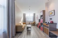 Homeinn Plus Hotel (Hohhot Xincheng District Government Gymnasium)