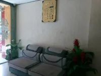 Neijiang Binzhou Inn