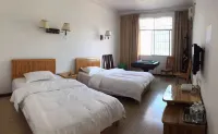 Shibing Qinghong Hotel