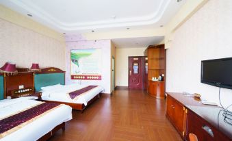 Lingchun Hotel