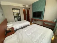 佛坪步步高飯店 佛坪縣圖書館附近的飯店