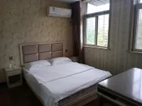 Tianmen Lotus Garden Hotel