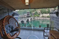 Zhenyuan Qishe Riverside Hotel
