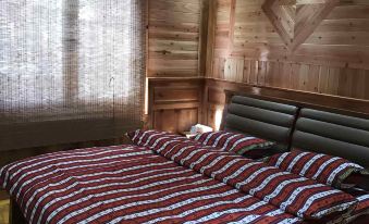 Derong Tawang Business Hotel