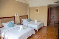 Fuxian Lake Hotel