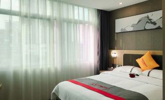 Junyi Hotel (Zhanjiang Railway Station Store)