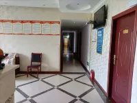 Kaifu Business Hostel - parkir