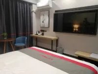 Junyi Collection Hotel (Kazuo Jinding Longwan) Hotels in Harqin Zuoyi Mongol Autonomous County