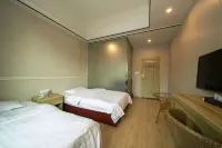 Yizhang Huabiao Hotel