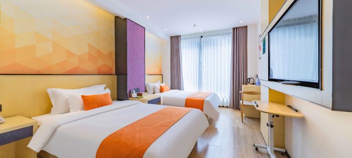 Huanyu Prestige Hotel (Lingshan People's Hospital) Hotels in Lingshan