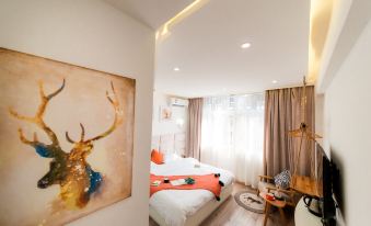 Jiuqi Wuzhen Linshe Art Hotel