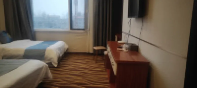 Shanxian Luneng Business Hotel