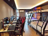 Jinyue E-sports Cinema Apartment (Anshan Wanxi Plaza)