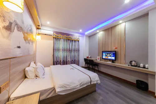 Xinxing Huatai Fashion Hotel