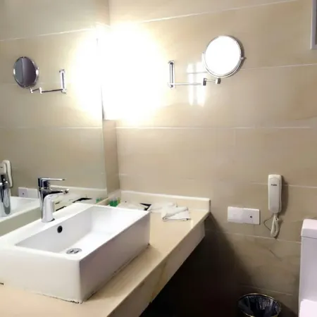 Bai Yun Hotel