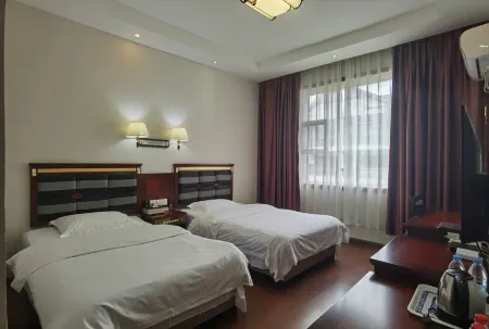 Danzhai Ruifeng Hotel Отели рядом с достопримечательностью «Longjing Ancient Pavilion»