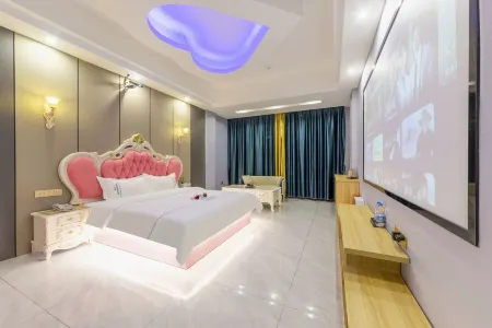 Wuhua Puerman International Apartment Отели рядом с достопримечательностью «Wuhua Open University»