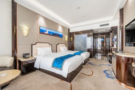 Wanda Hotel Отели рядом с достопримечательностью «Tianshui Dragon Garden»