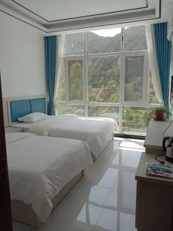 Macheng Guifengshan Penglai Inn