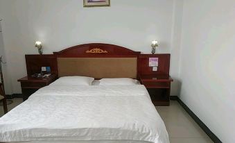 Dongxing Hongda Hotel