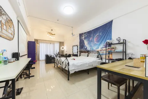 Zhengzhou Chuangbian Space Homestay (Bohai Haishang Hospital of Traditional Chinese Medicine)