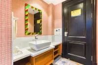 ijoy Hotel