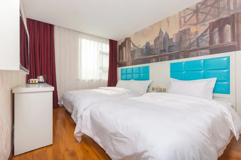 Super 8 Hotel (Beijing You'anmen Outer Street)