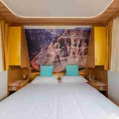 Santaishan RV Tree House Resort Rooms