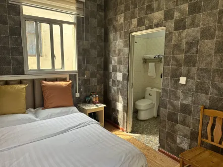 Jieshou Saturday Hotel Отели в г. Цзешоу